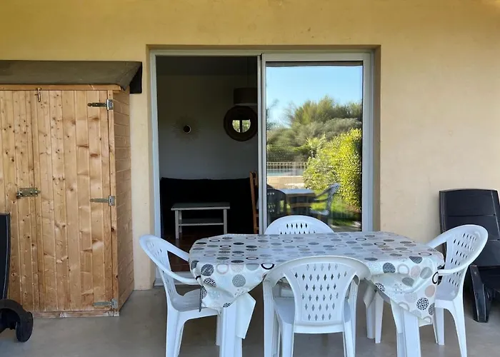 Les Terrasses Du Liouquet T2, Piscine , Parking , Mer A 150 M