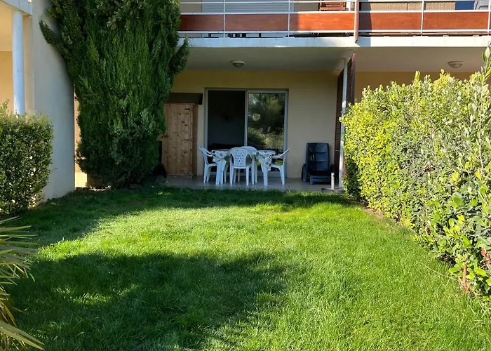 Les Terrasses Du Liouquet T2, Piscine , Parking , Mer A 150 M